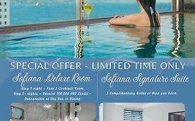 Sofiana My Khe Hotel & Spa- Rooftop Pool Bar